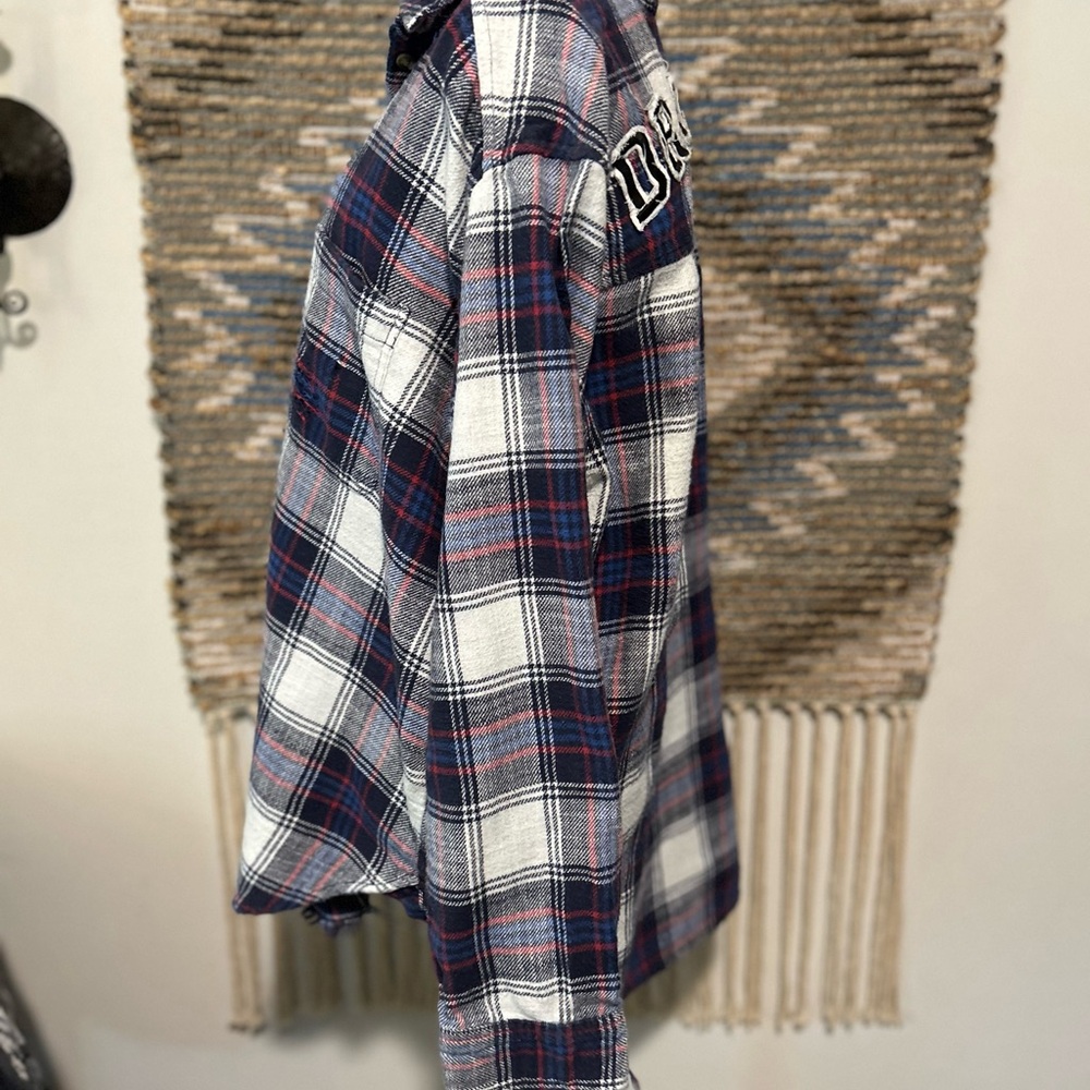 American Eagle Oversized Fit Distressed Button Down Flannel - Picture 6 of 11